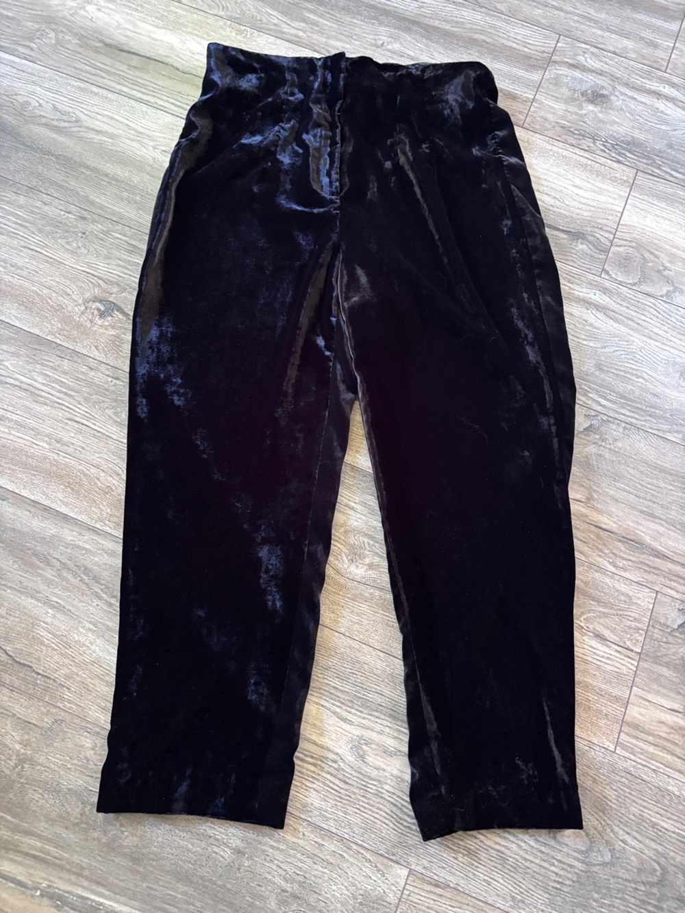 Zara Black Velvet Cropped Pants